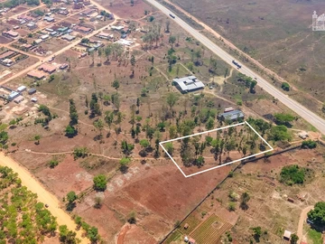 Commercial & Industrial Land