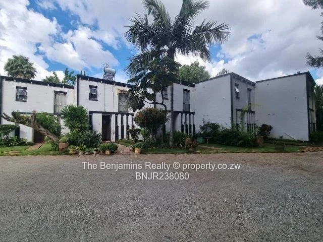 Modern Apartment In Strathaven