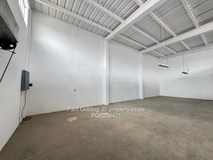 Warehouse to rent - Msasa