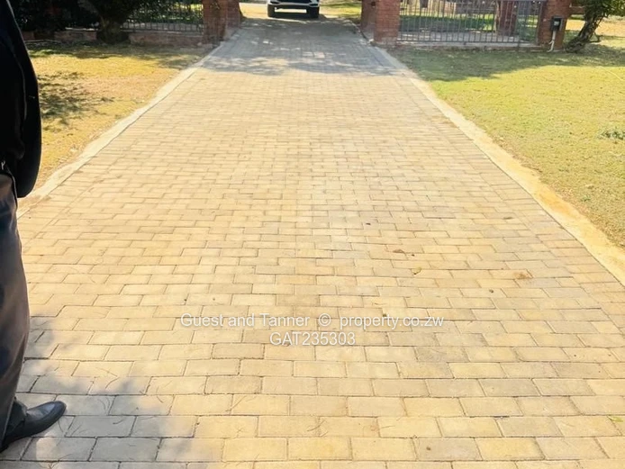 Prime Belgravia Commercial Property for Sale – 3900sqm Near 2nd Street | Ideal for Mall or Offices