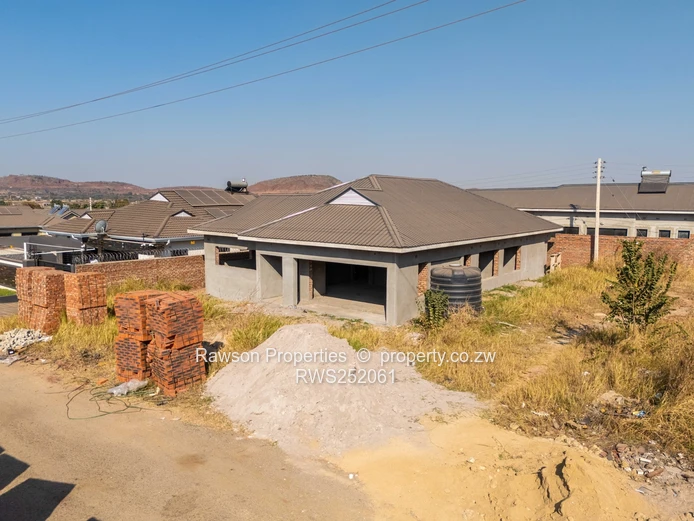 Cold Comfort house in a gated community for sale (Sole Mandate)