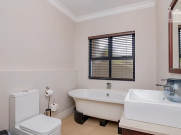 5 Bedroom Townhouse Complex