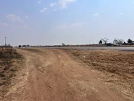 Commercial & Industrial Land