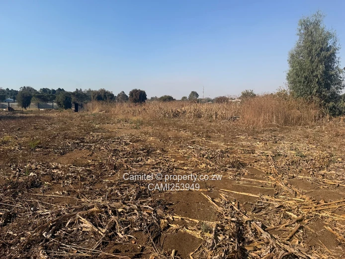 Greendale North 5,300m²-Sewer and Borehole including Tarred Road Frontage Plot
