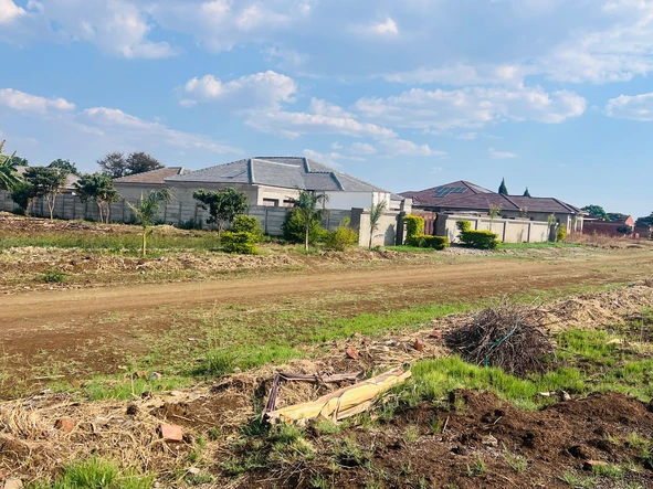 Stands & Residential Land