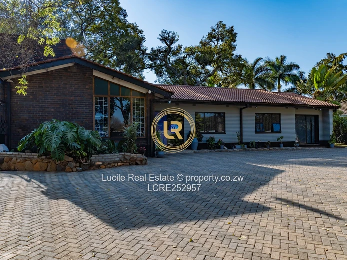Prime Upper Hillside Estate – Spacious Family Home
