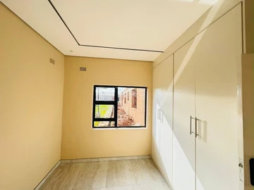 12 Bedroom House