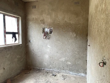 3 Bedroom Flat & Apartment