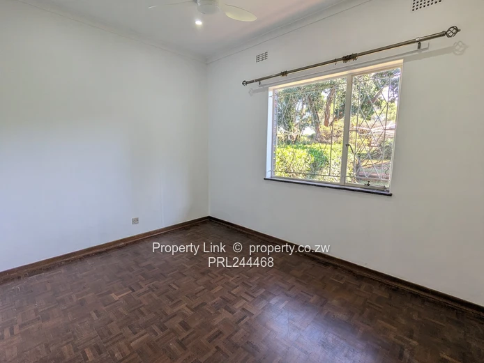 2-bed, 1-bath Garden Flat In Greystone Park