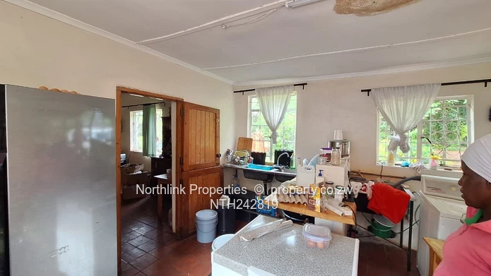 Emerald Hill on Pembroke Rd