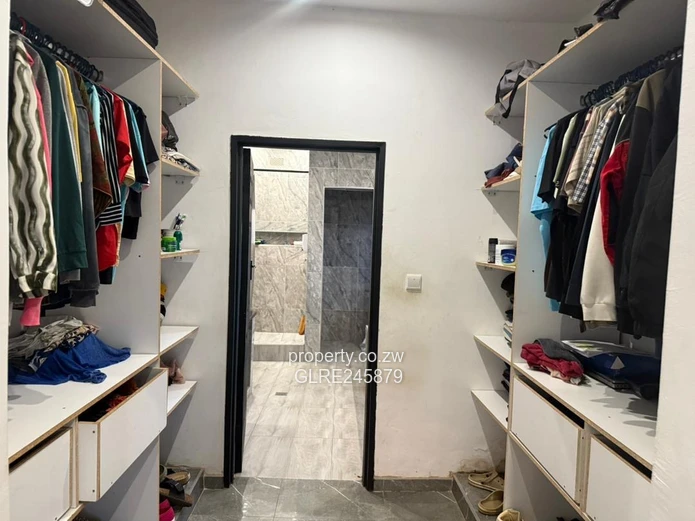 Spacious 4-Bed Westgate Home with Pool & Borehole