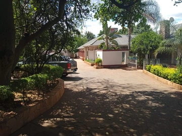 10 Bedroom Townhouse Complex