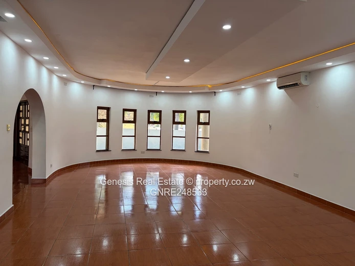 Palatial double story for sale in Gletwin