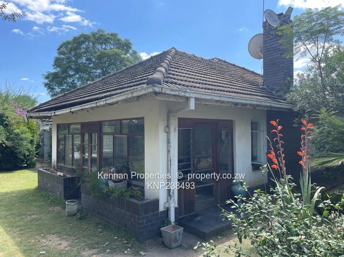 Hatfield 7600 s/mtrs property for sale (Sole Mandate)