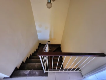 3 Bedroom Flat & Apartment