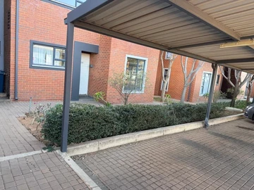 3 Bedroom Garden Flat