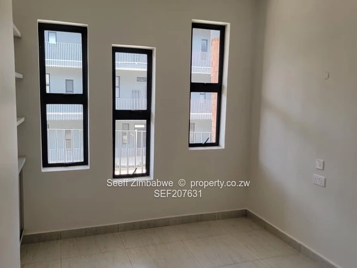 Spacious 2-Bed, 150m² Modern Apartment in Vainona