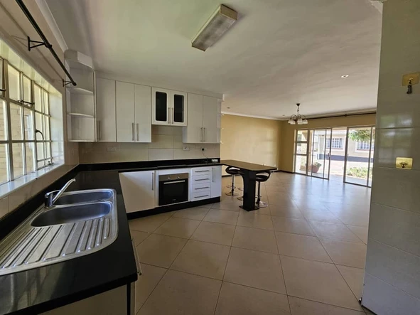 3 Bedroom Garden Flat