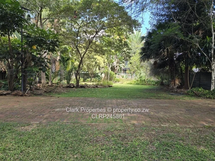 Character home  (Sole Mandate)