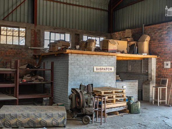 Warehouse & Factory
