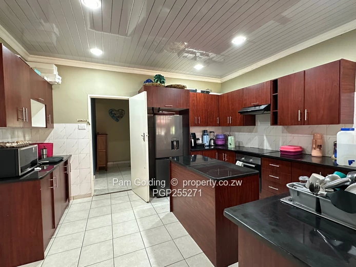 5 Acre Plot With So Many Extras