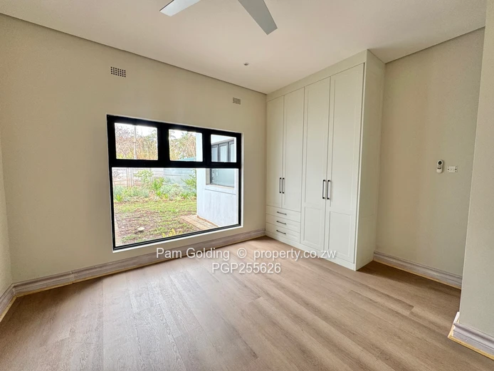 Exclusive Living - 4 Bedroom Home Chisipite 