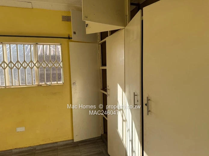 4 bedroom to rent in dzivarasekwa