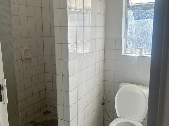 2 Bedroom Flat & Apartment