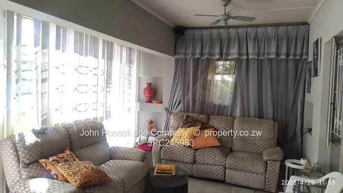 Warm, Spacious and Inviting Home in Woodlands