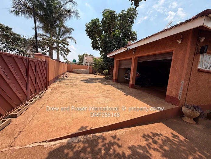 WestgateArea D 4-Bed Home: Gated, Borehole $220k