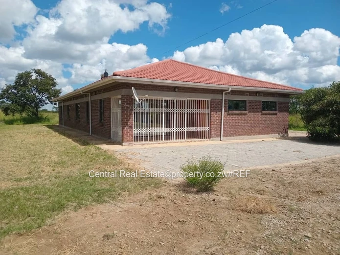 TO RENT – DAYLESFORD HOUSE - $ 600.00 per month   (Sole Mandate)