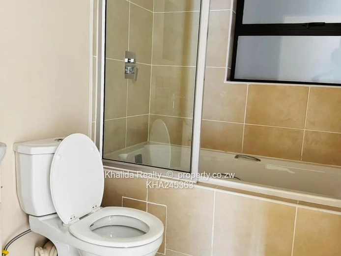 Aspire Heights 2 Beds Flat For Sale