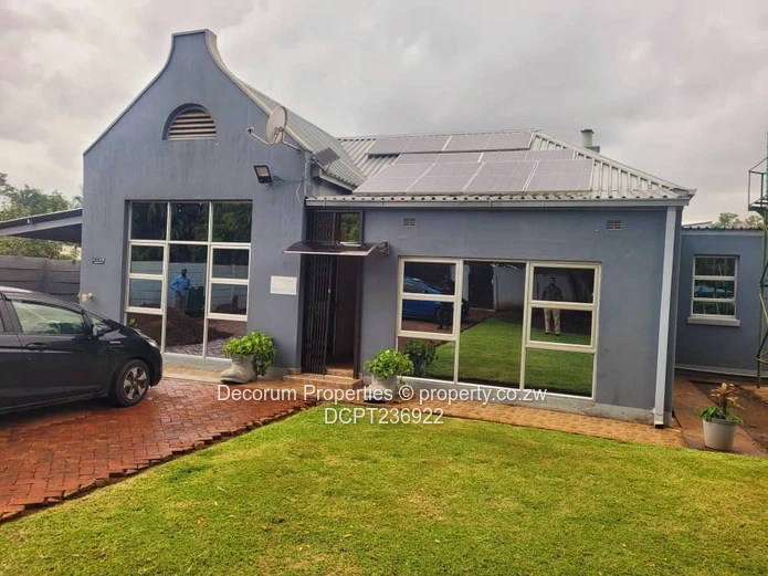 Avenues 4-bed with Borehole, Solar & Secure Garden