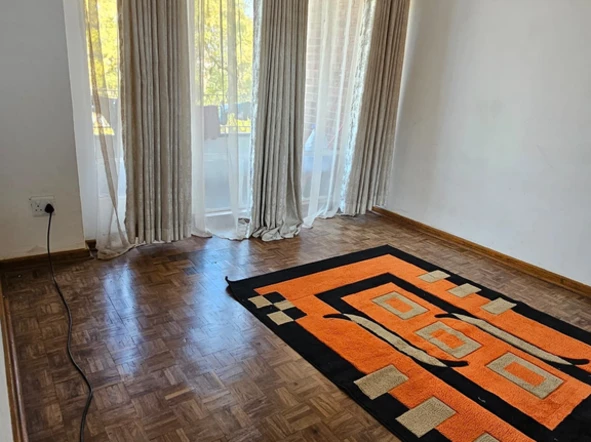 Flat & Apartment