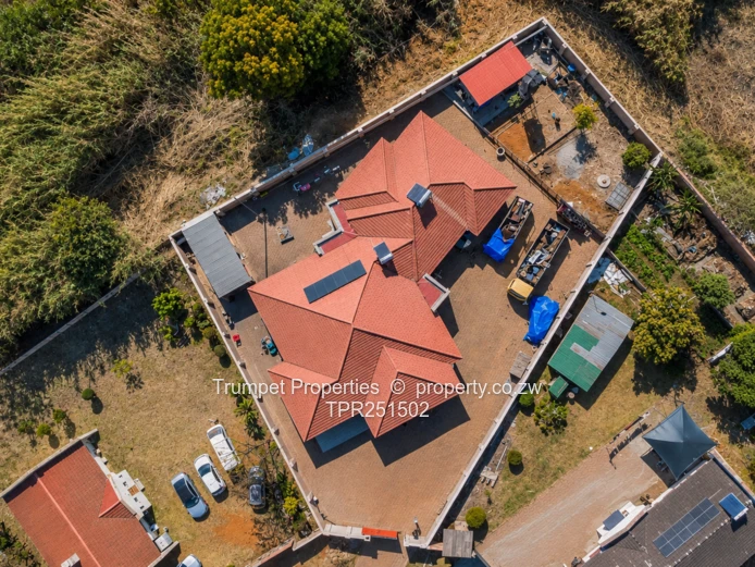 4 Bedroom Family Home In Monavale For Sale