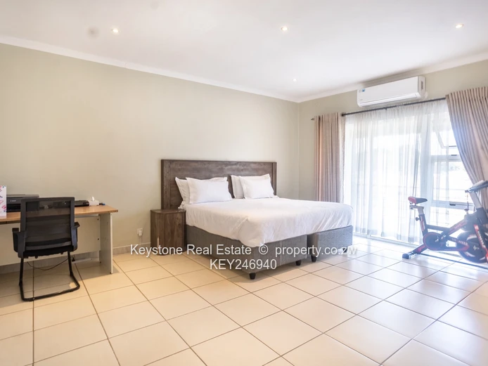 3 Bed Townhouse For Sale