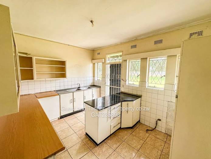 3-Bedroom House For Rent In Hatfield