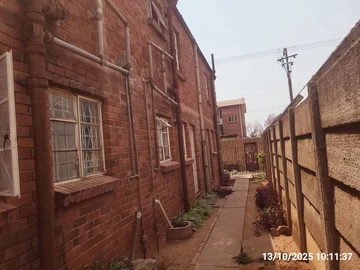 3 Bedroom Flat & Apartment