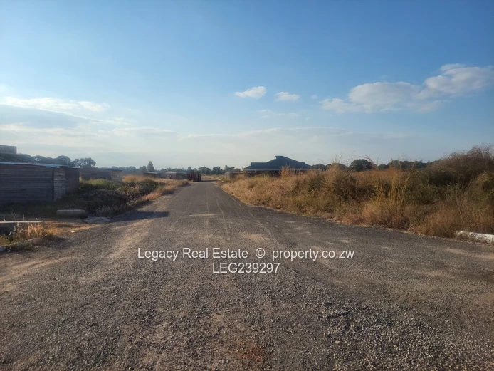 Prime 1001m² Stand in Waterfalls — Tarred Roads & Services