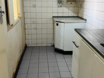 Flat & Apartment