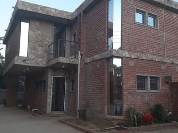 3 Bedroom Garden Flat