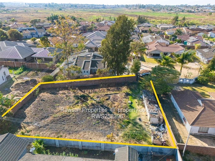 Bluffhill Stand For Sale With Title Deeds