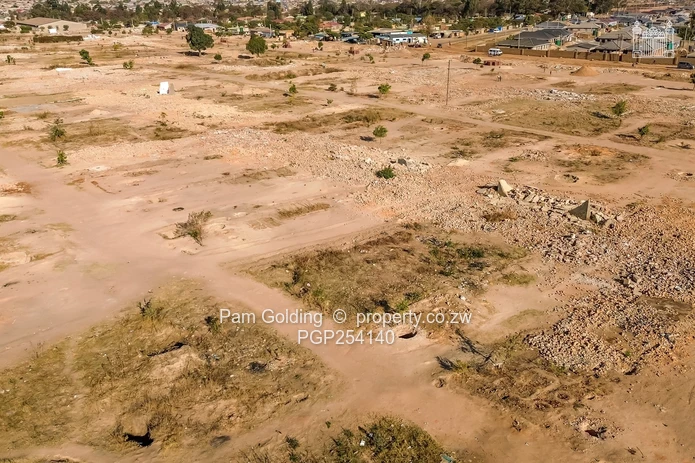 20 Hectares Ideal For A Mixed Use Development Along Chitungwiza Rd