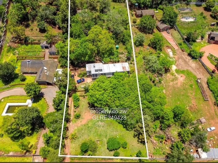 Greystone Park: Modern 4-Bed Home, 4,523m² Grounds & Borehole