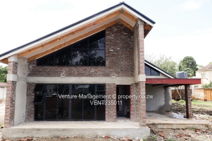 Modern Upcoming Townhouse Development – Chisipite Area