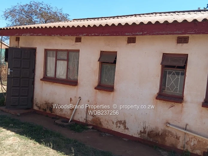 Dvivarasekwa Extension 