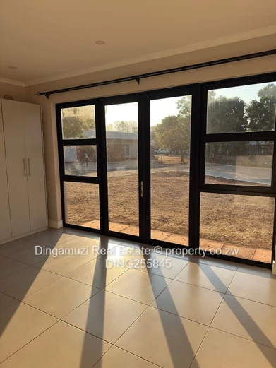 Family Home in Helensview 