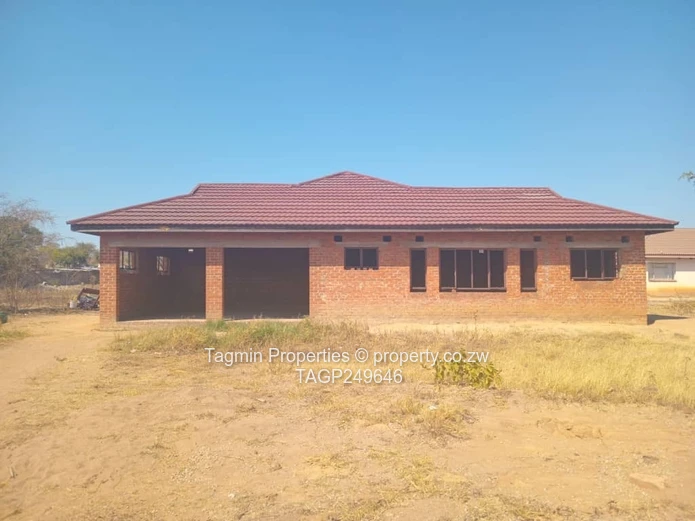 House forsale Charlotte Brooke harare 