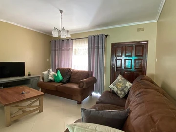 2 Bedroom Garden Flat