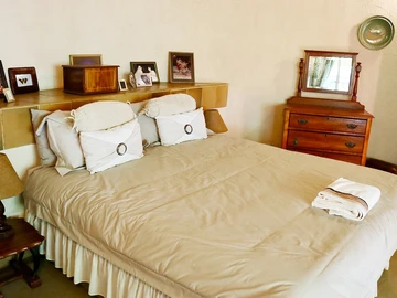 Farm & Agricultural Land